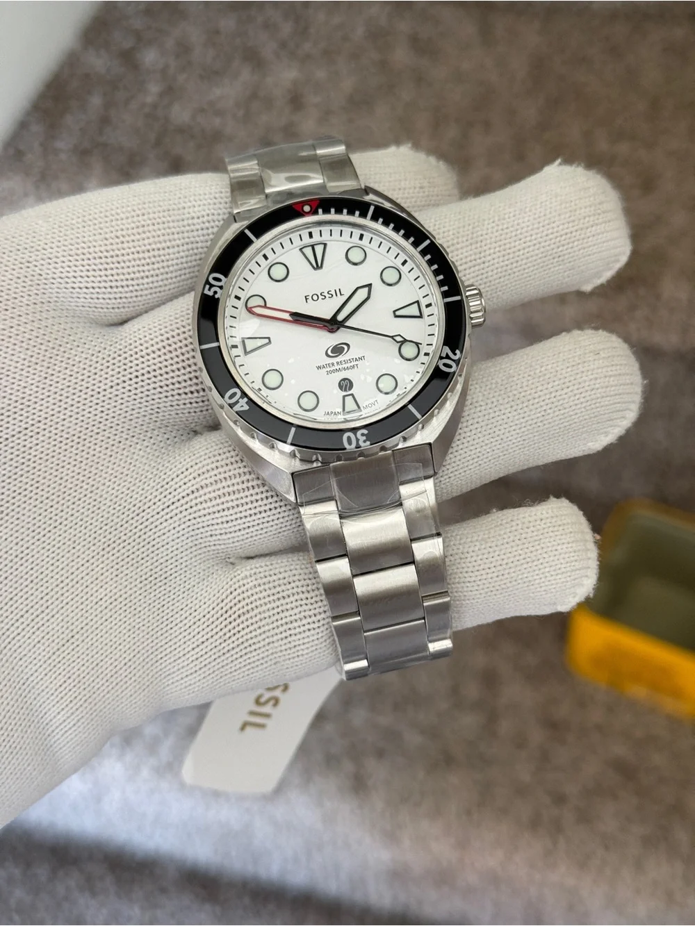 Fossil Stainless Steel Diver Watch - White Dial, Black Bezel Mens